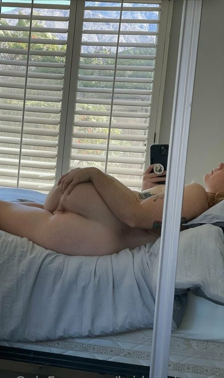 Scarlettebegonia xxx actress gallery