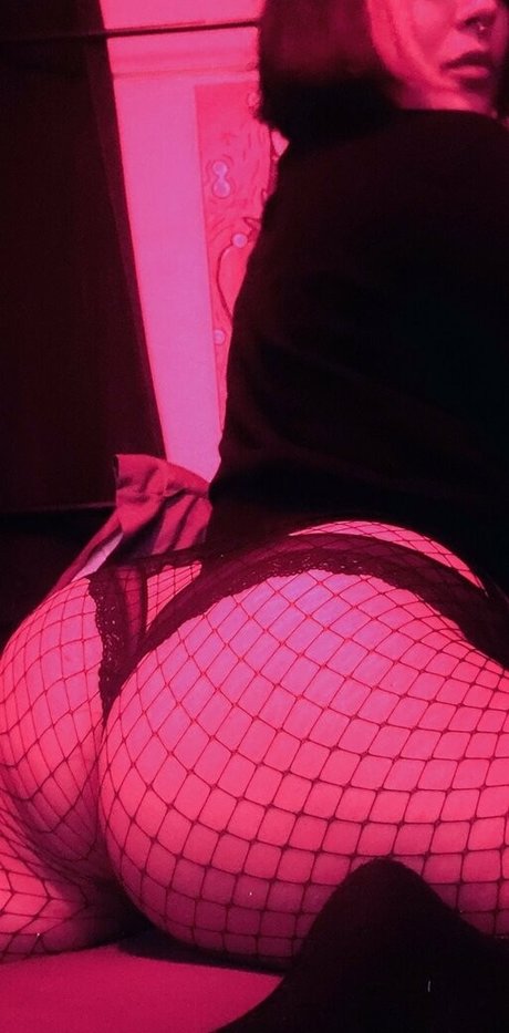 witchhunny nice model image