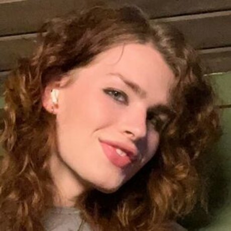 estreetcar pretty model photo