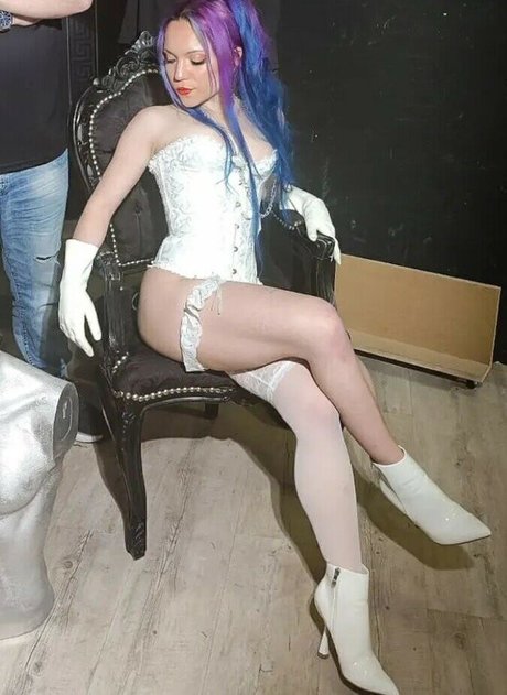 Mistress Dahlia Zozo pornstar pretty images