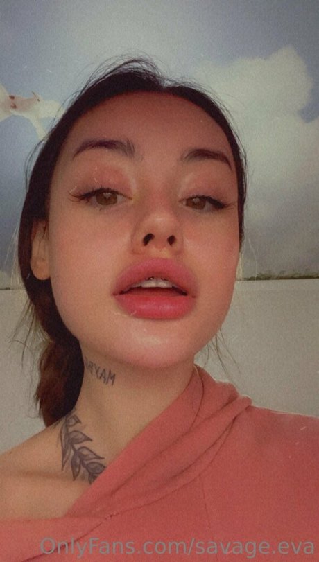 savage eva model hot image