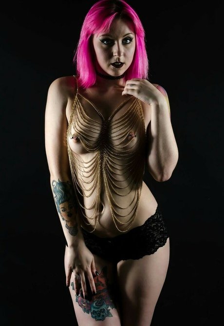 Midnight Mary star hot image