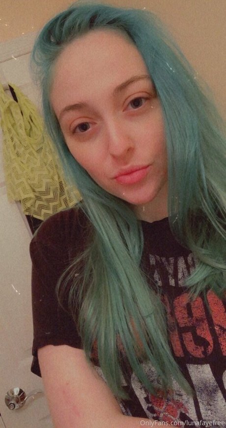 lunafayefree pretty pornstar photos