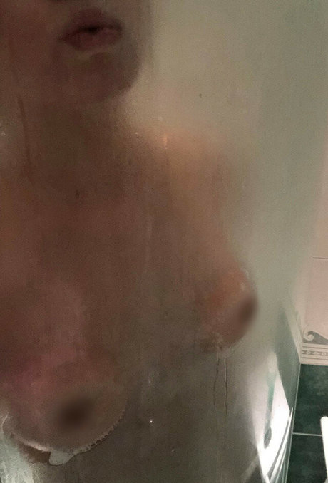 honestcountrygirl beautiful actress image