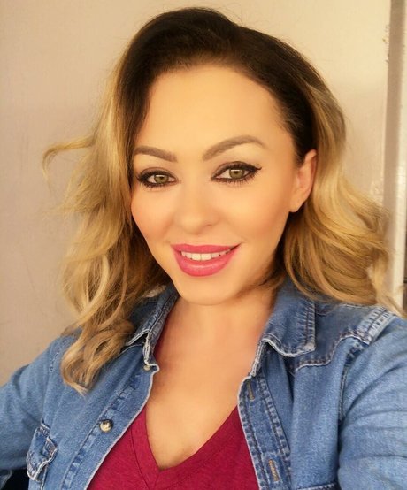 Natasha Hamilton hot model galleries