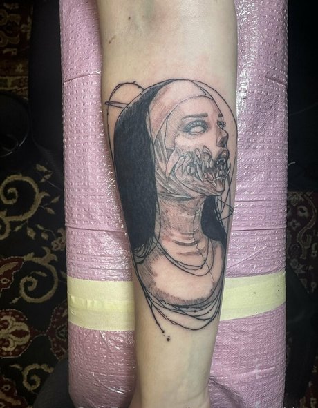 brown eyed kitty best star img