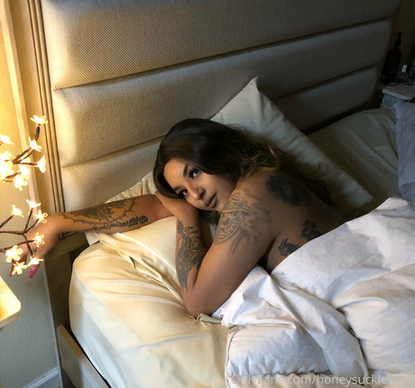 honeysucklexoxo free star pictures