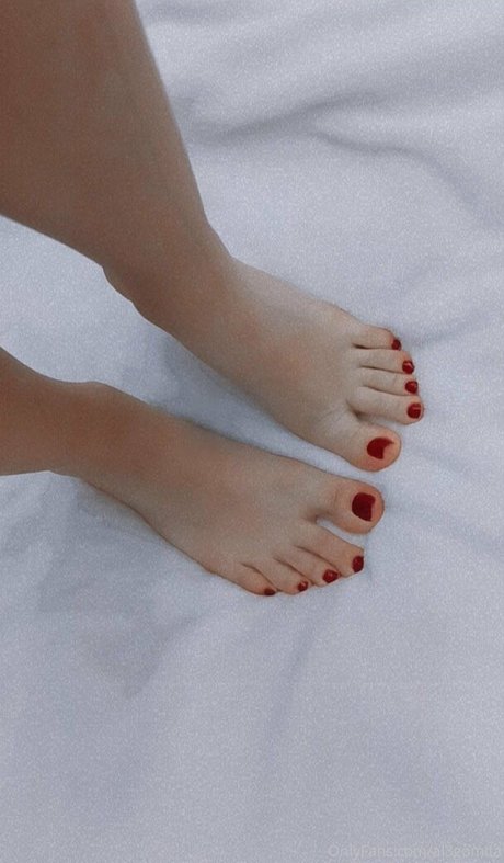 al3gomita nudes model pic