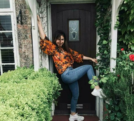 emilyon nude pornstar pic