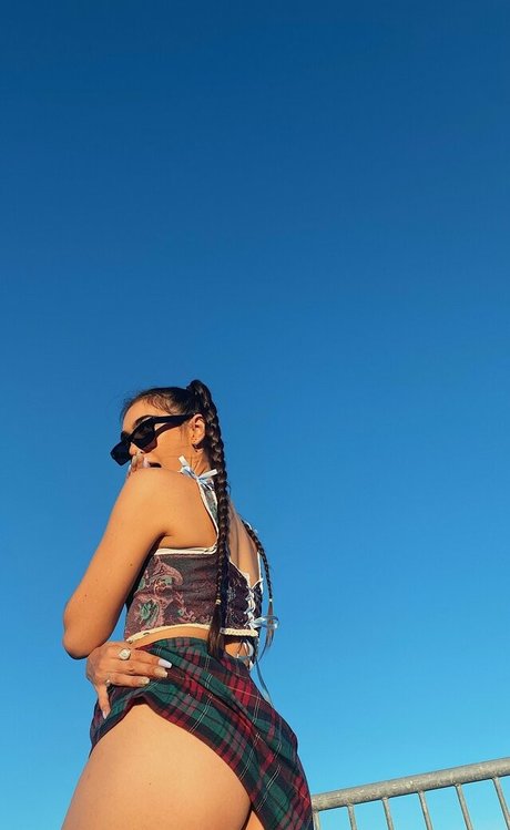 latairepepi exclusive pornstar galleries