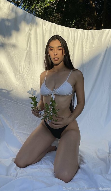 latairepepi star nudes gallery