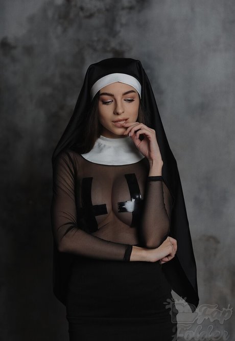 Anna Sazonova exclusive model pictures