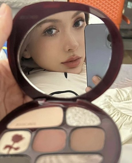 amateur lesbian onlyfans free xxx image