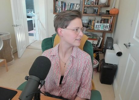 Dodger pretty pornstar photo