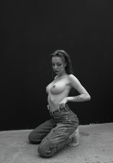 Kootovva sexy actress photos