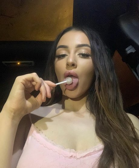 nidakhan pornstar hd galleries