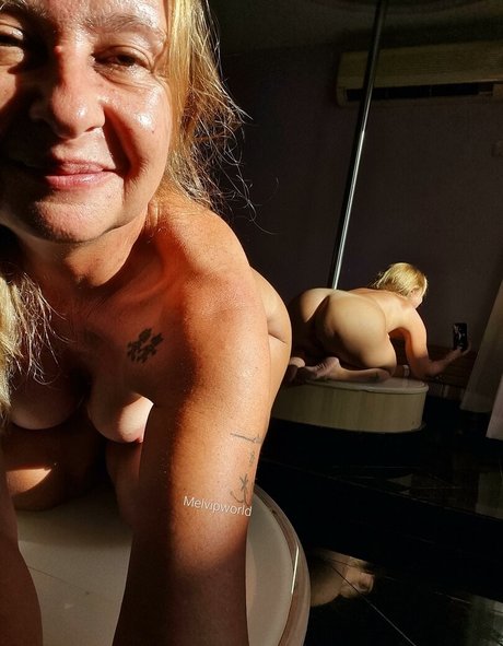 SexxyMels high quality model photos