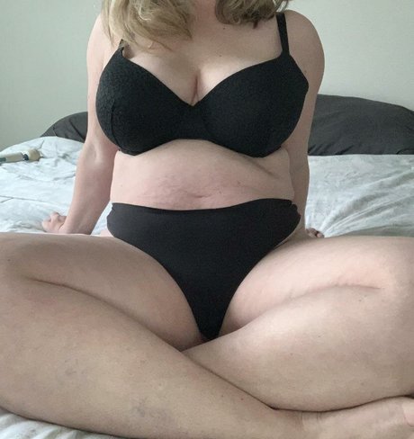 TheeJanessa star high quality pic