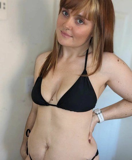 constanceflame porn star pic