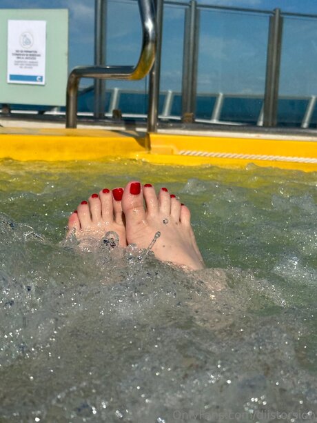 Diistorsion star nice image