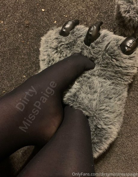 dirtymisstresspaige model naked picture