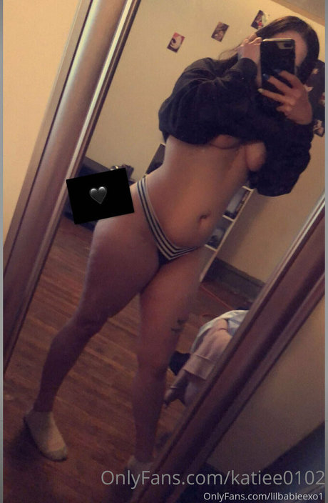 katiee0102 model porn images