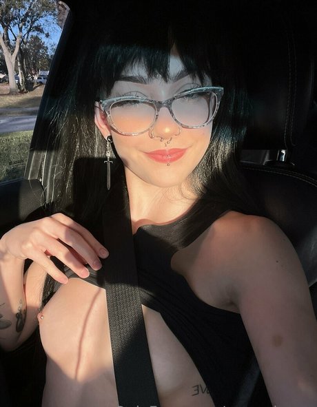 maryvienna free model photos