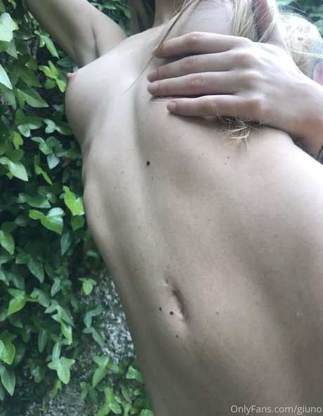 Giuno free actress pictures