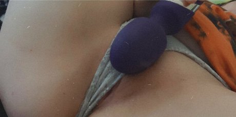 crybbykittenn model beautiful pictures