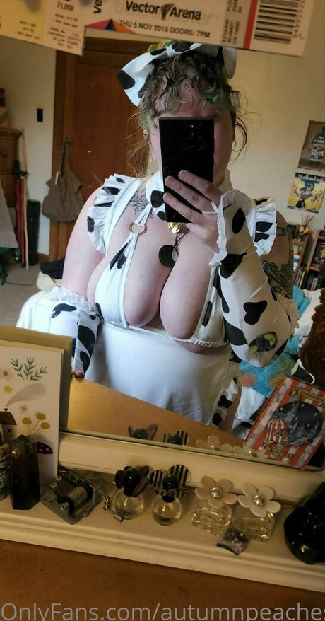 autumnpeaches high quality actress photos