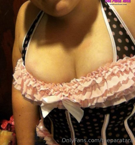 theparatara naked actress gallery