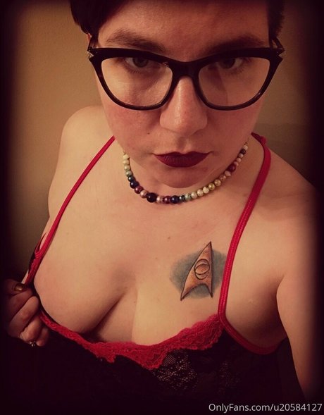 taylorpayn star erotic picture