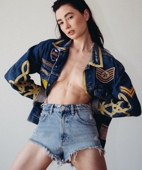 marina mazepa hd model image