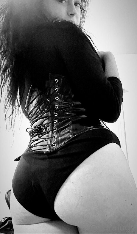 payzeta exclusive model photos