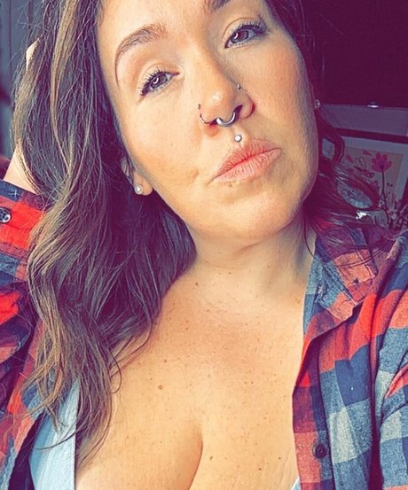 Michele Moon porn model archive