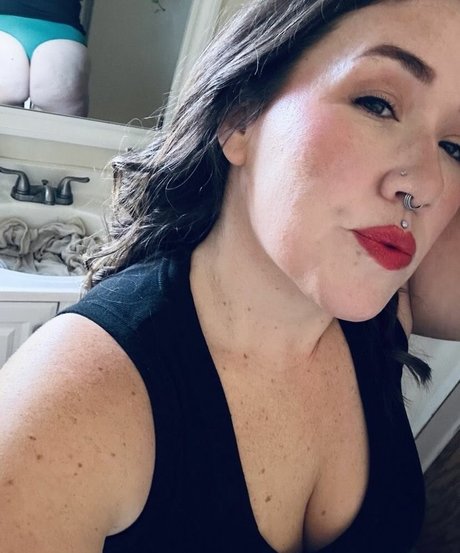 Michele Moon star best pic