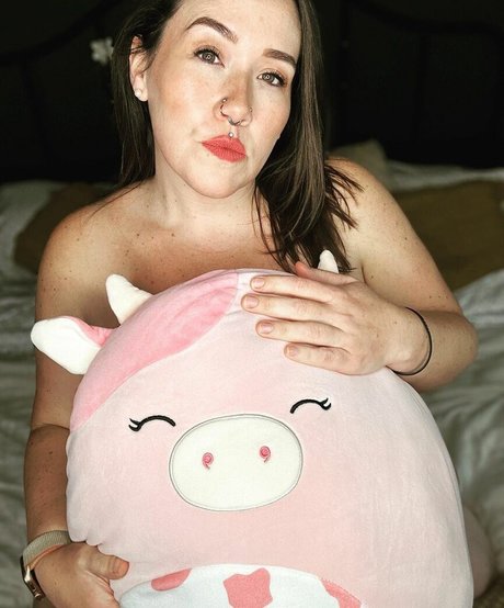 Michele Moon art model image