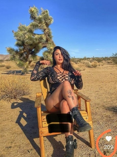 Pinkgeek art model image