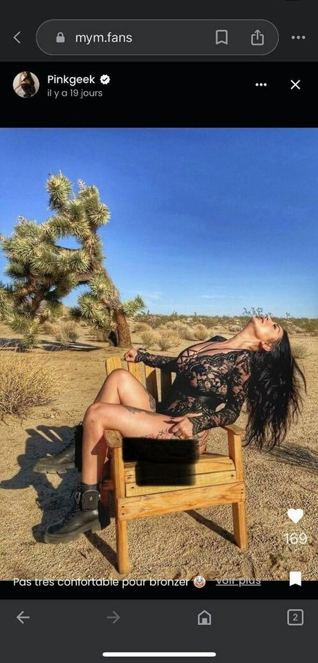 Pinkgeek sexy star pic