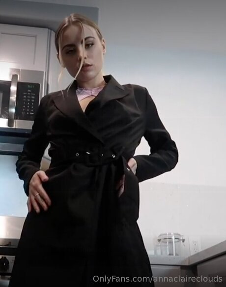 annaclaireclouds adult model archive