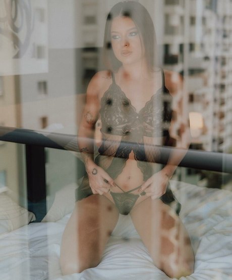 Mandinha hot model galleries