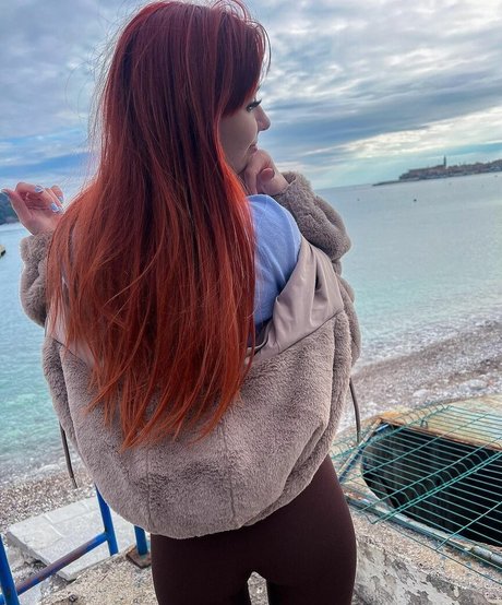 dasharkiss free hot star images