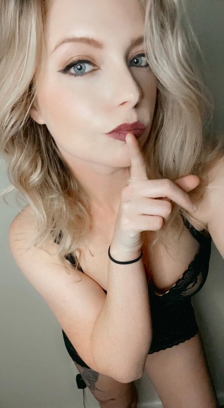 pregnant teacher onlyfans hot naked galleries