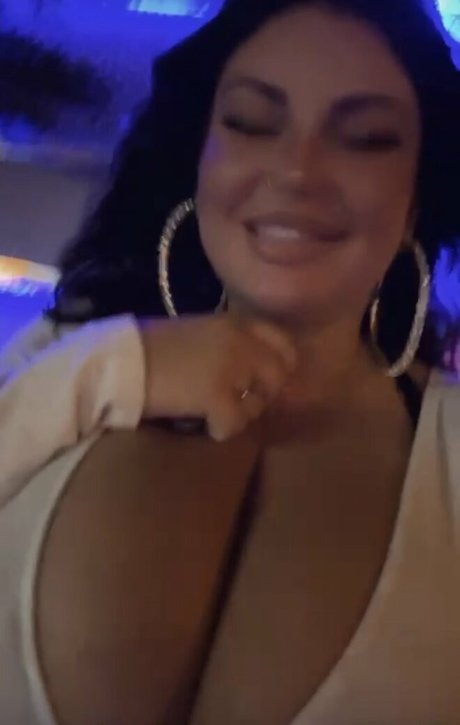 Mila Pink nude actress image