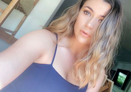 Bec Danaher pornstar adult pic