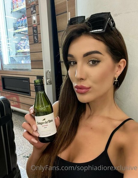 sophiadiorexclusive pornstar top photo