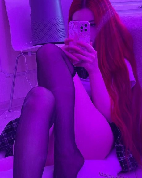 Malina ASMR model hd image