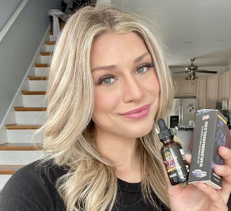 Dannie Rogers pornstar beautiful archive