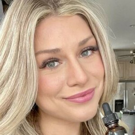 Dannie Rogers star pornographic photos