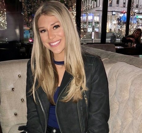 Dannie Rogers adult model pictures